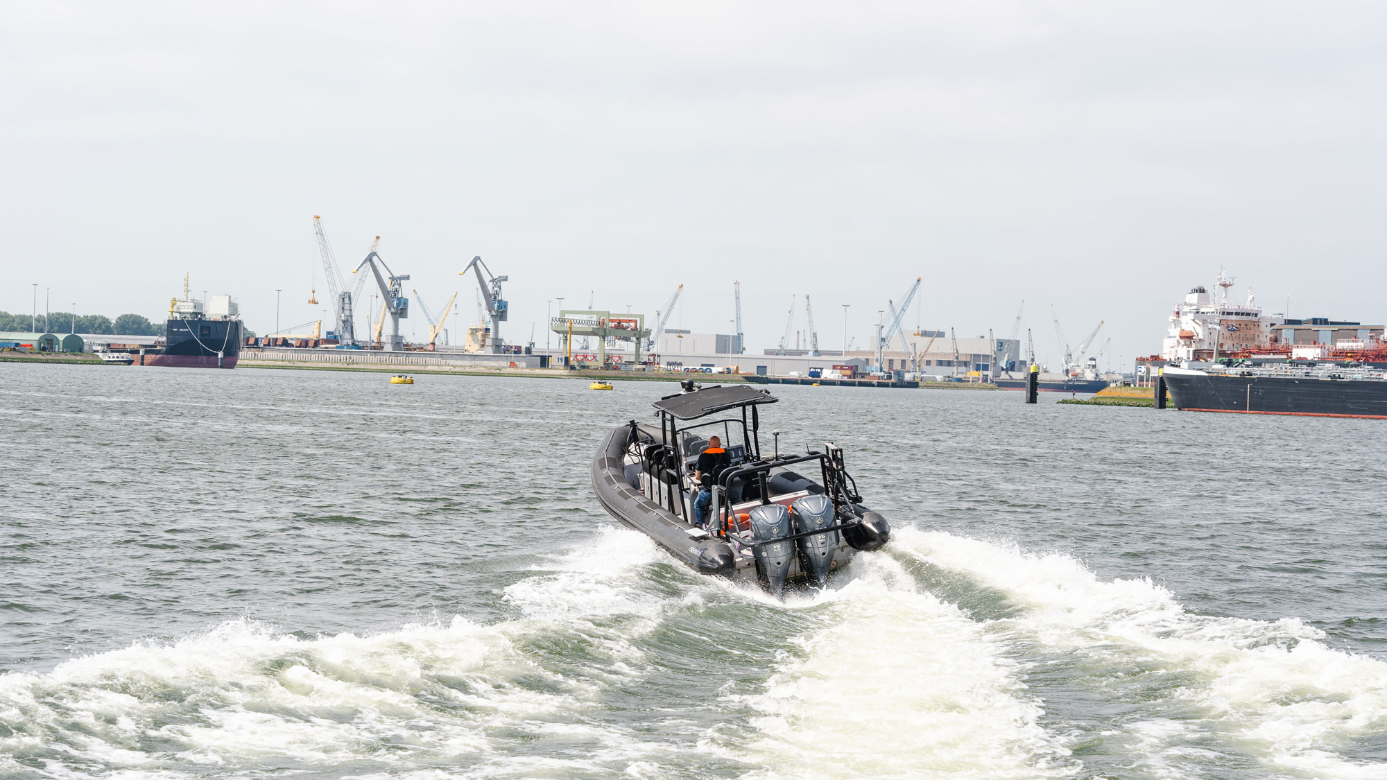 w smit, vacatures, inspectievaartuigen, smit sar, duikwerkzaamheden, maritieme dienstverlening, bergingswerkzaamheden, smit sar, surveyvaartuigen, survey vessels, tender vessels, tendervaartuigen