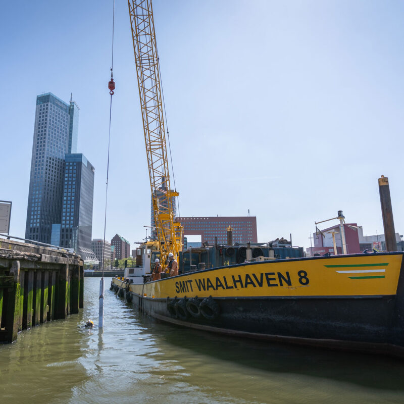 kraanschepen, smit waalhaven, w smit, haven rotterdam, haveninspecties, hijswerkzaamheden, bergingswerkzaamheden, berging, natte aannemerij, meewerkend schipper, vacatures, skipper, crane vessels
