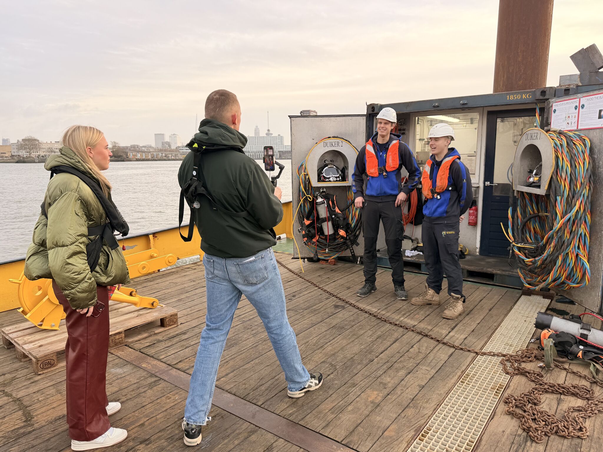 w smit, rtv rijnmond, werken bij w smit, werken in de haven, duikinspecties, onderwater lassen, werkend leren