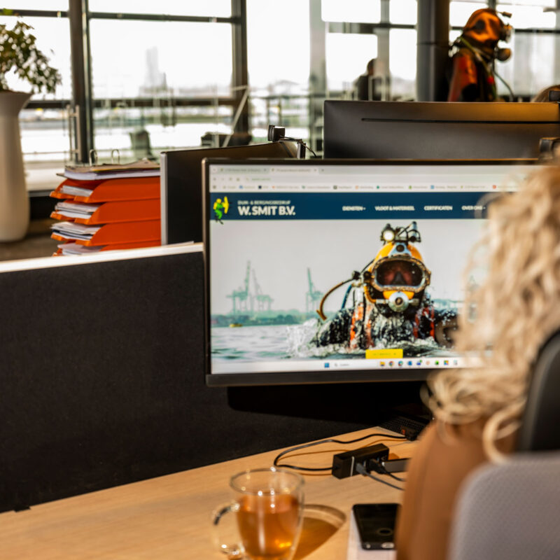 financieel administrateur, finance medewerker, werken bij w smit, vacatures, banen rotterdam