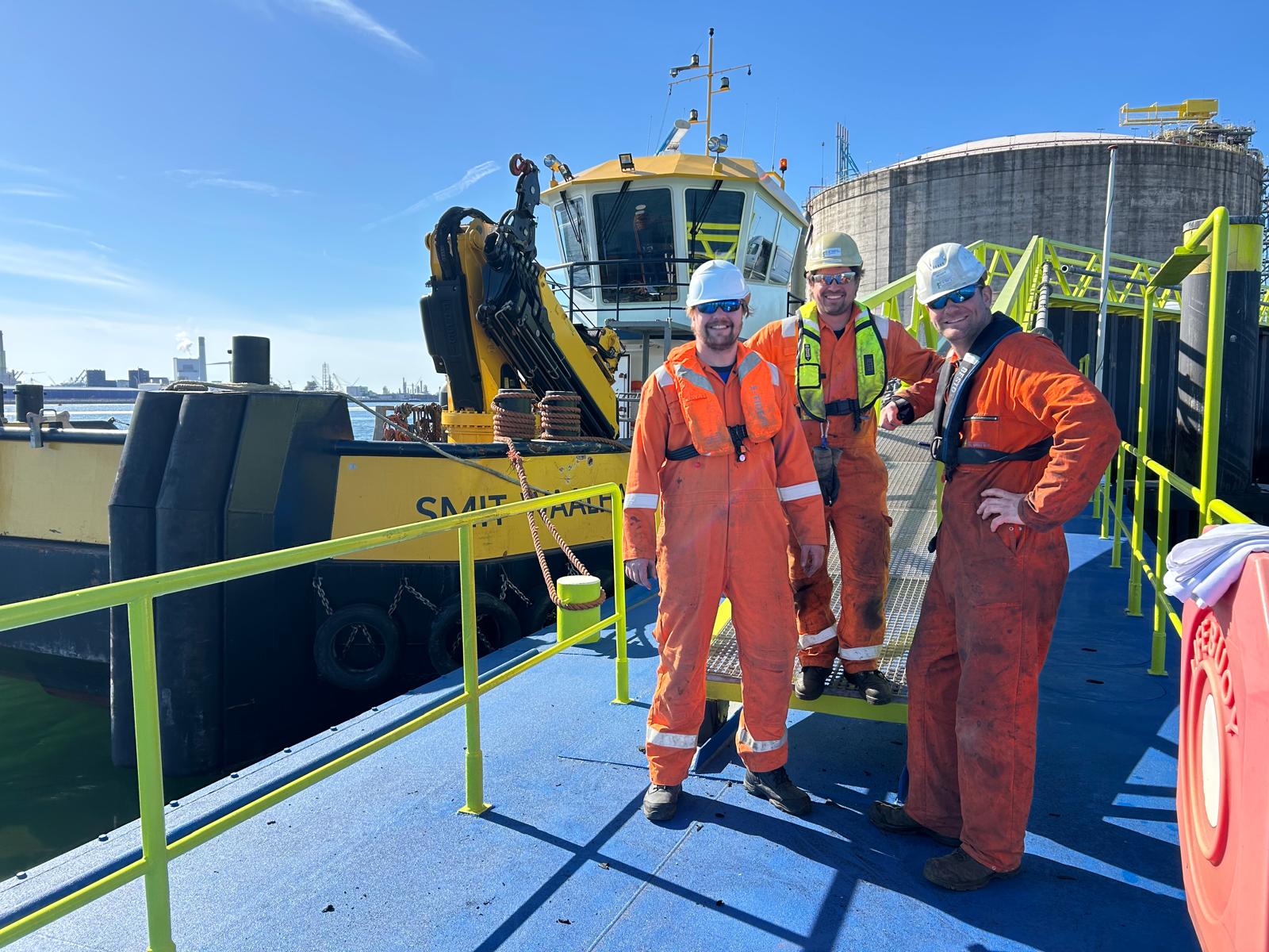 mot, maasvlakte olie terminal, maritieme dienstverlening, w smit, kraanschepen, ponton